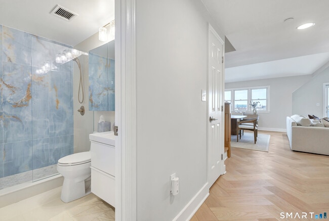 Photo - 43 Harbor Dr Unit 509