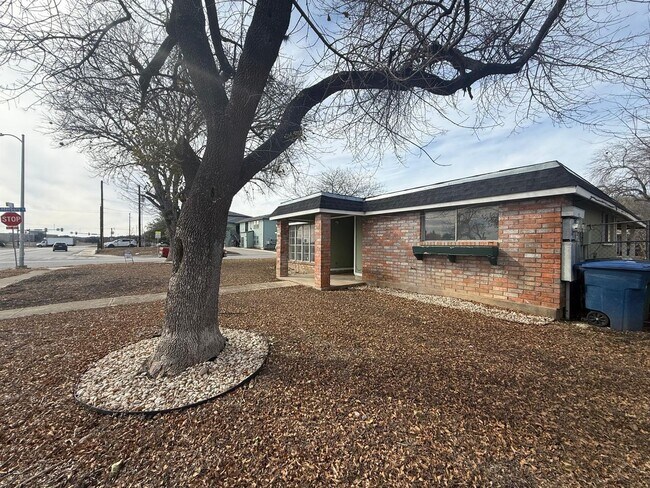 Photo - 5739 Stiffkey Dr