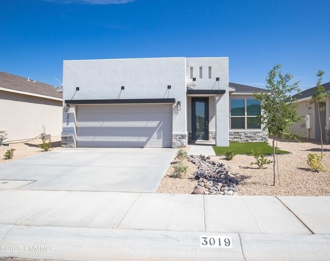 Building Photo - 3019 San Jenaro Dr Rental