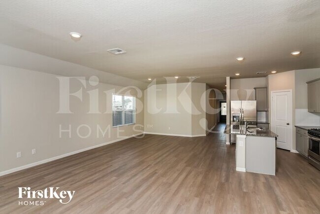 Photo - 1803 Morse Way