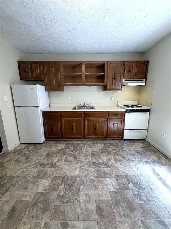 Building Photo - 10 Exchange Ct Unit 2