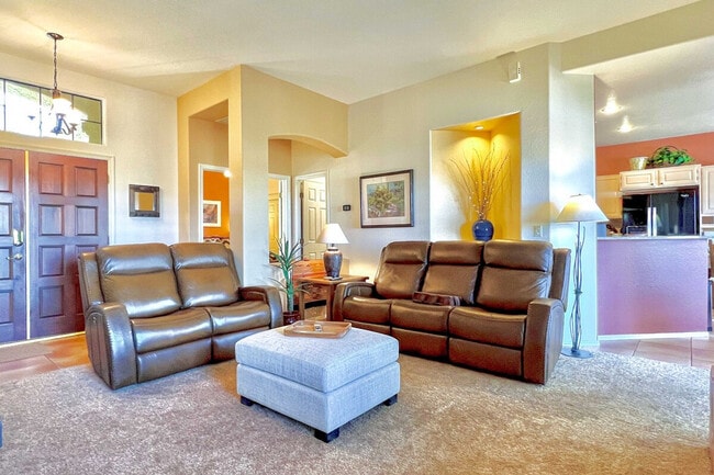 Photo - 1195 Cam Diestro Unit ID1385973P