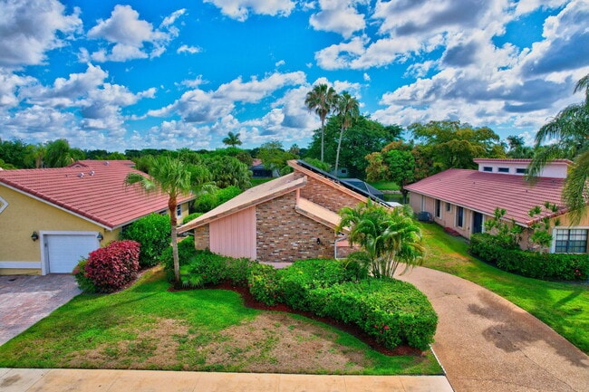 Photo - 10204 Camelback Ln