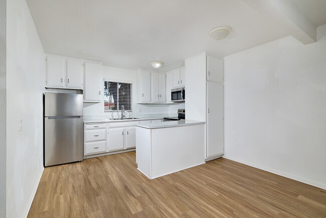 Photo - Panorama Apartments