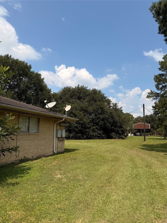 Building Photo - 716 Fernwood St