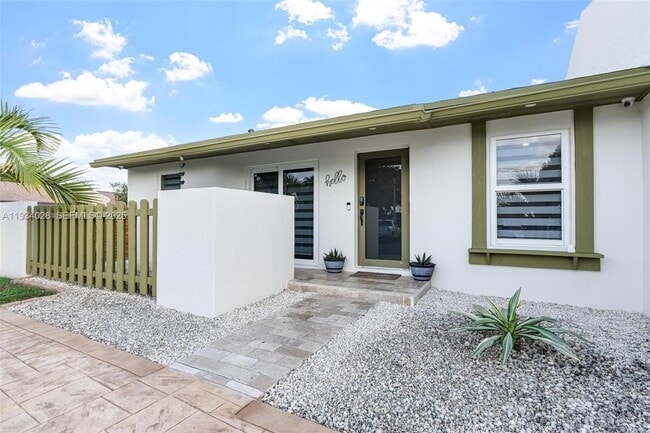 Photo - 10955 SW 122nd Pl