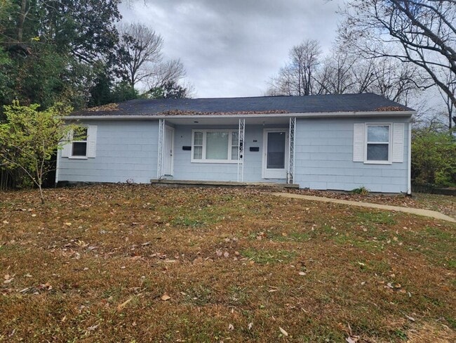 Building Photo - 58 Davis Ave Unit 58 Davis Ave A