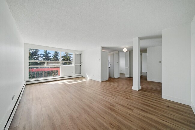 Photo - The Britannia