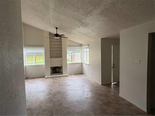 Photo - 17807 Northway Ct Casa