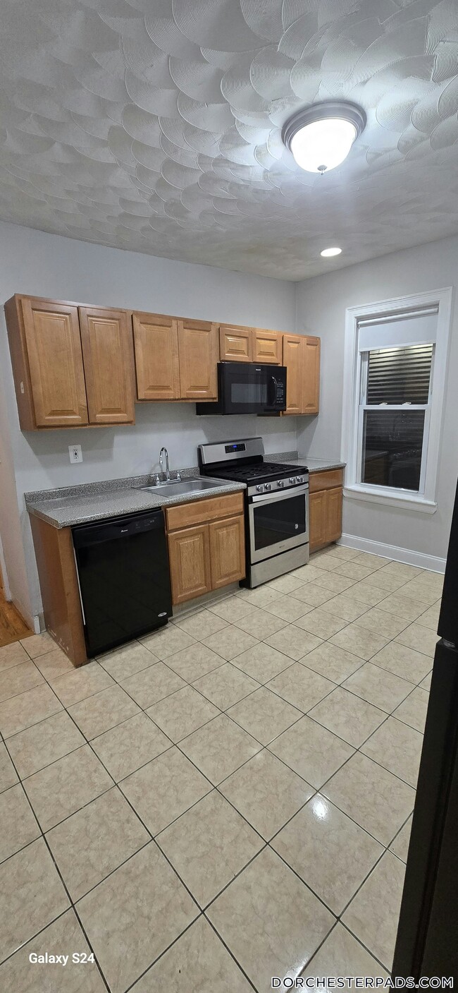 Photo - 157 E Cottage St Unit 1