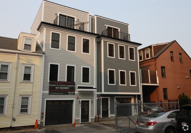 Building Photo - 276 Athens St Unit PH Rental