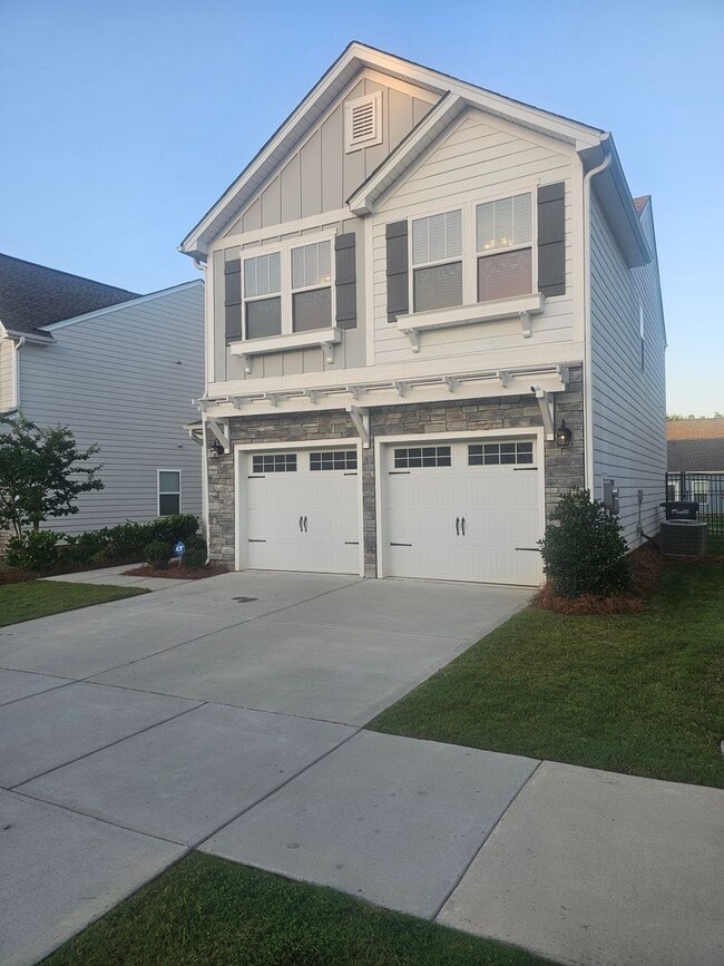 Photo - 1237 Scotch Meadows Loop