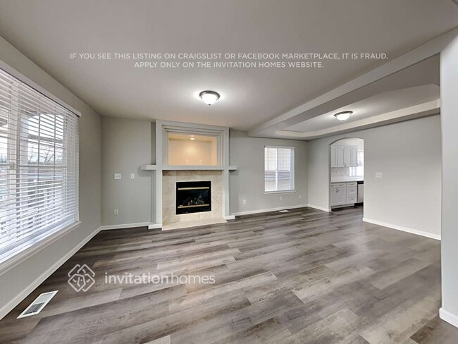 Photo - 1419 201st St E