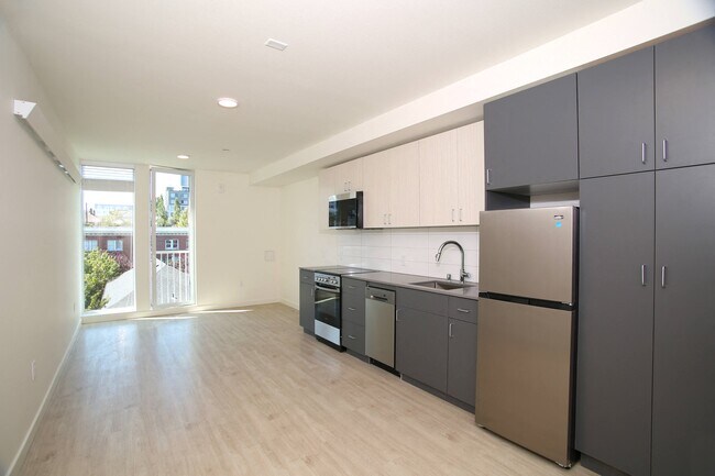 Photo - Sound on 12th