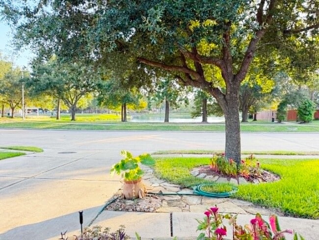 Photo - 17507 N Riata Lake