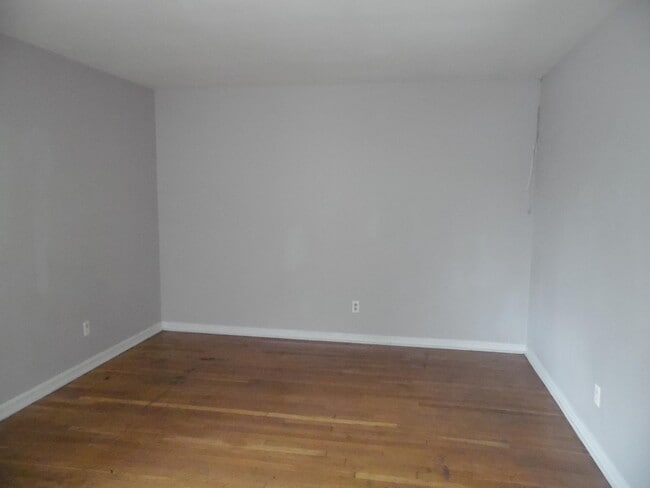 Photo - 2151 Cypress Dr Unidad G