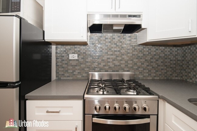 Photo - 535 W Belmont Ave Unit A06C