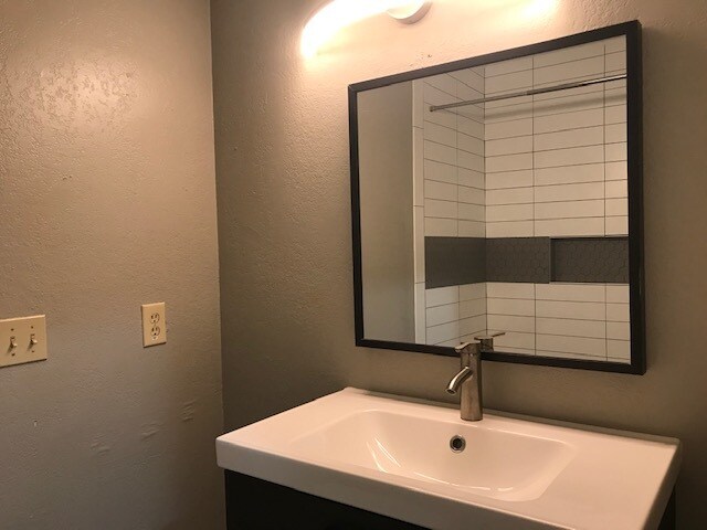 Photo - 1624 Aquarena Springs Dr