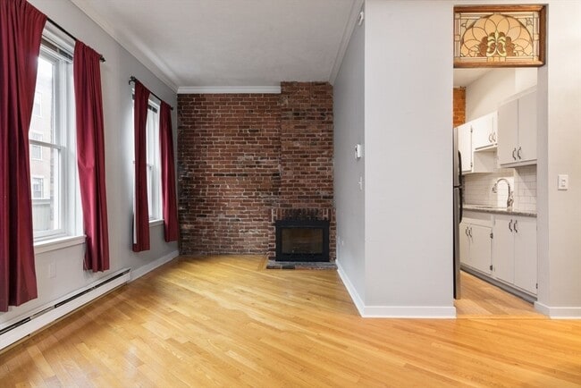 Photo - 124 Chandler St Unit 2