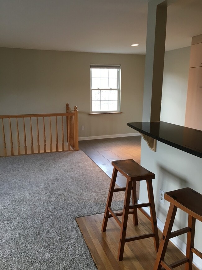 Photo - Lovely 2 bed 1 Bath Townhome in park-like setting in Boulder. - Available July 6th!