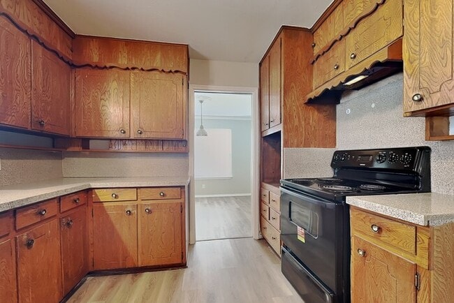 Photo - 7108 Ellis Rd
