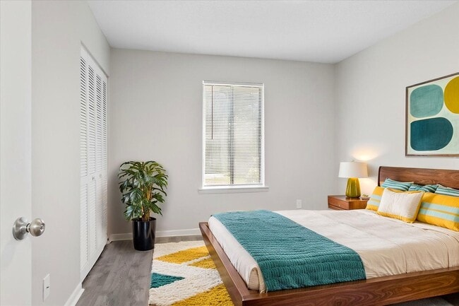 Photo - Orleans Apartments