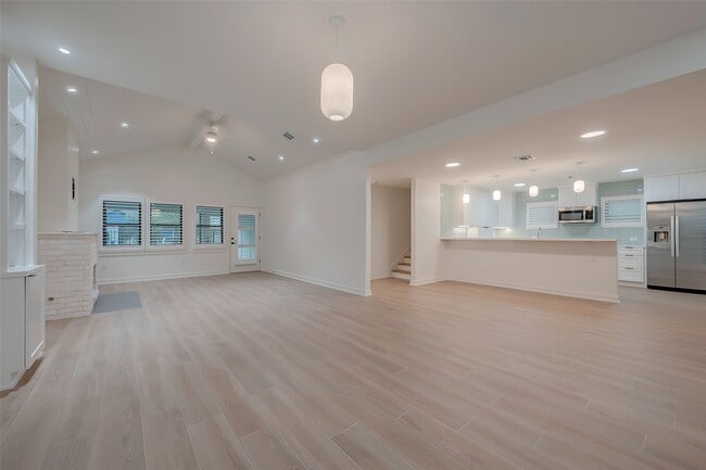 Photo - 2702 Delano St