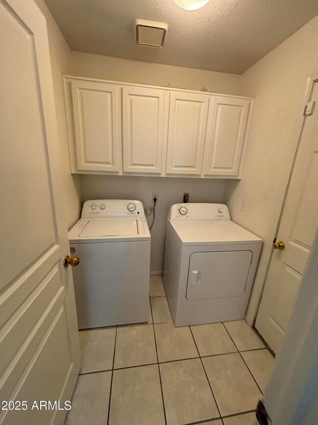 Photo - 1421 Laree Ave