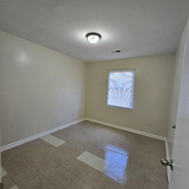 Photo - A Home For Everyone! 1/2 OFF FIRST MONTH’S RENT!!