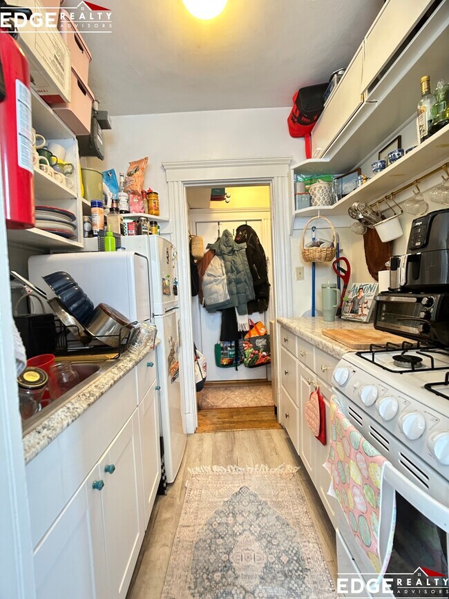 Photo - 28 Quint Ave Unidad 55