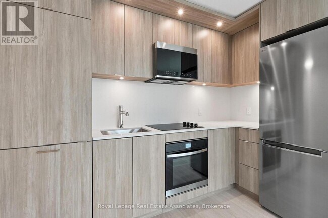 Photo - 25 Cordova Ave Unité 801