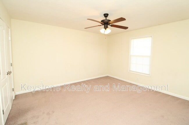 Photo - 2300-3 Raleigh Ct
