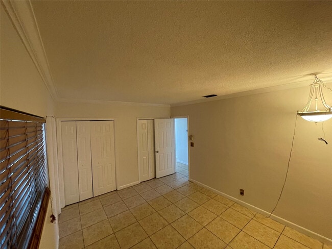 Photo - 2420 Johnson St Unidad 302