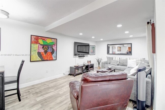 Photo - 6604 SW 113th Ave