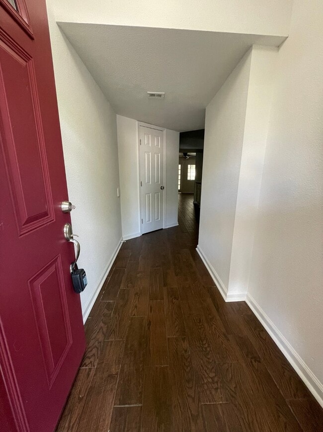 Photo - 5005 Georgi Ln Unit 137