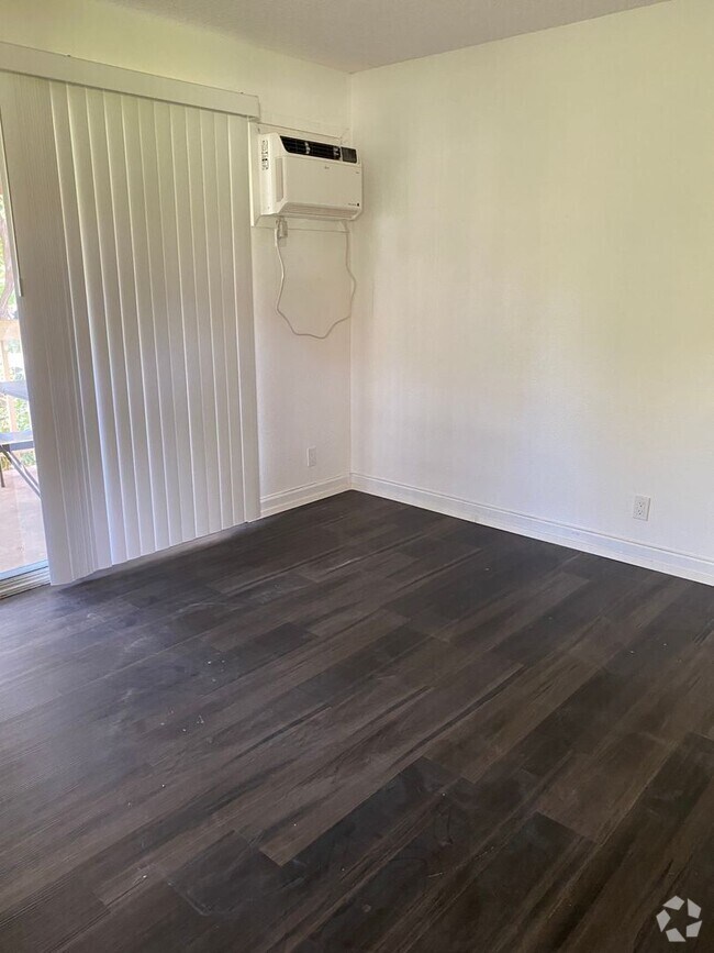Building Photo - Nice 2 bed/1.5 bath in Kihei Villages Unit 29-204 Rental