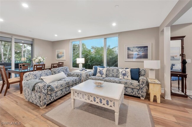 Photo - 180 6th Ave S Unidad 3