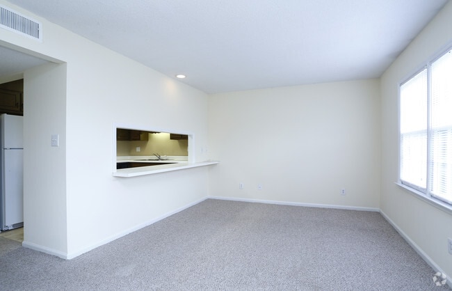 Photo - Villager Apartments