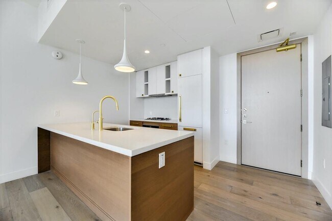 Photo - 70 Rainey St Unit 1205