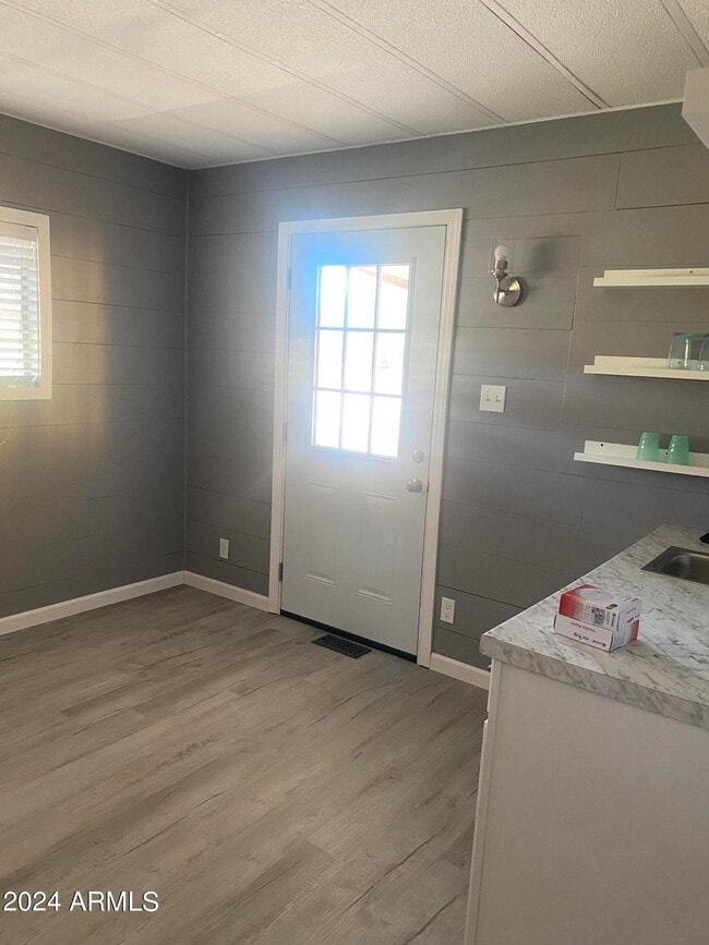 Photo - 120 N Val Vista Dr