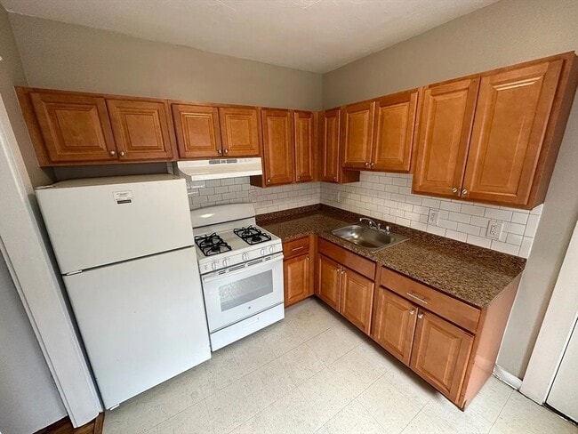 Building Photo - 192 Washington St Unit 303 Rental