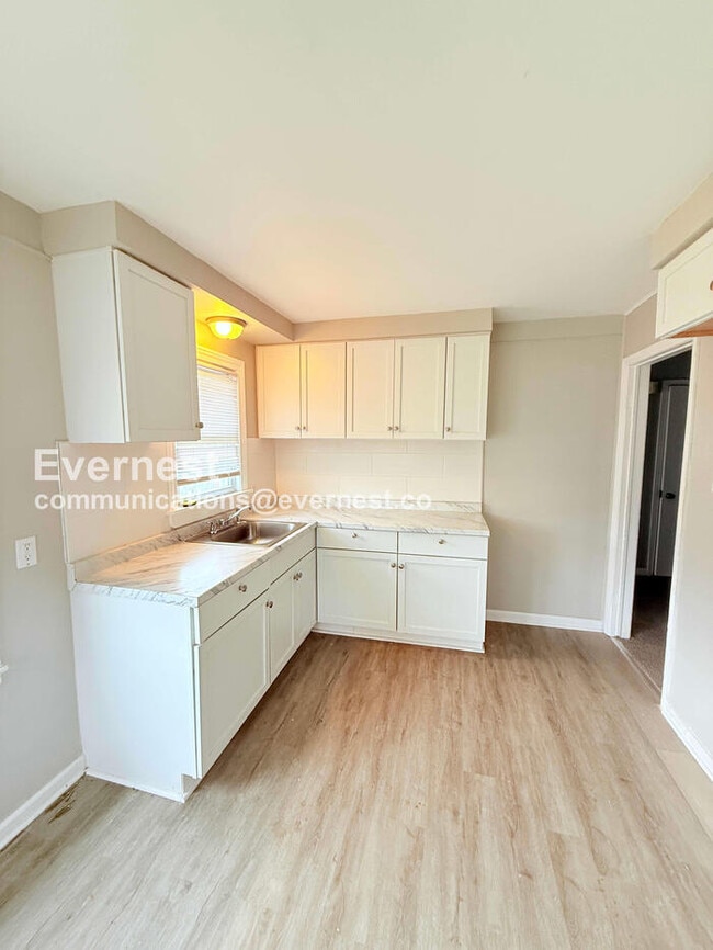 Photo - 4488 Maryland St