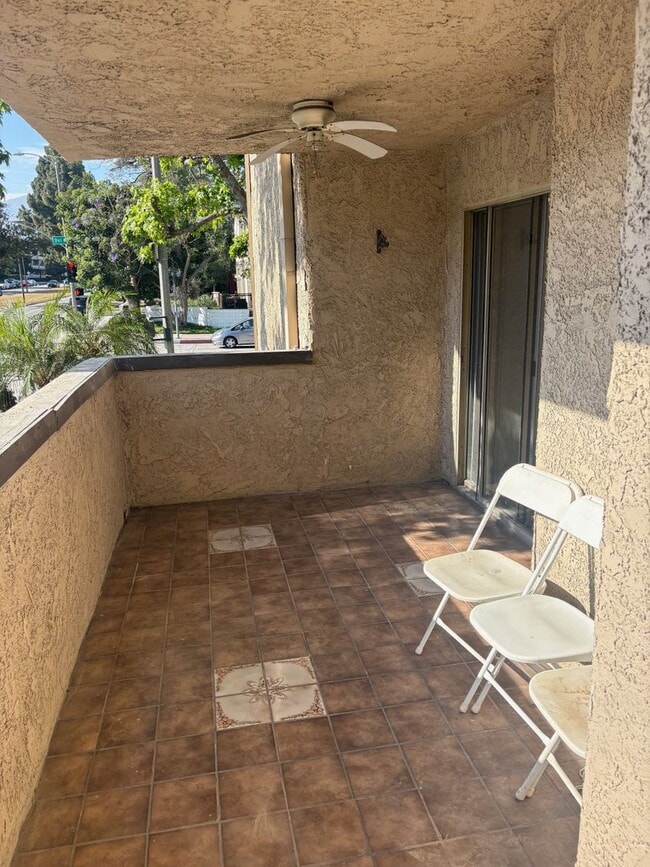 Building Photo - mp2386EDelMarBlvd Unit 111