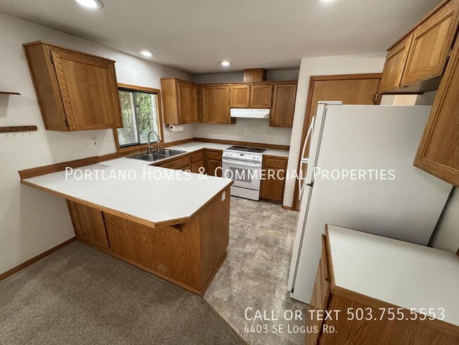 Photo - 4403 SE Logus Rd