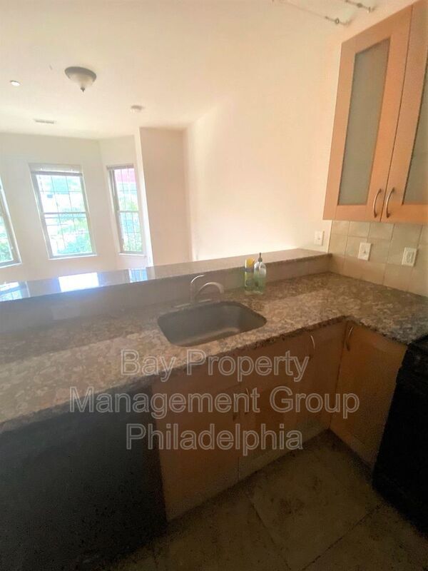 Photo - 4255 Sansom St Unidad 2