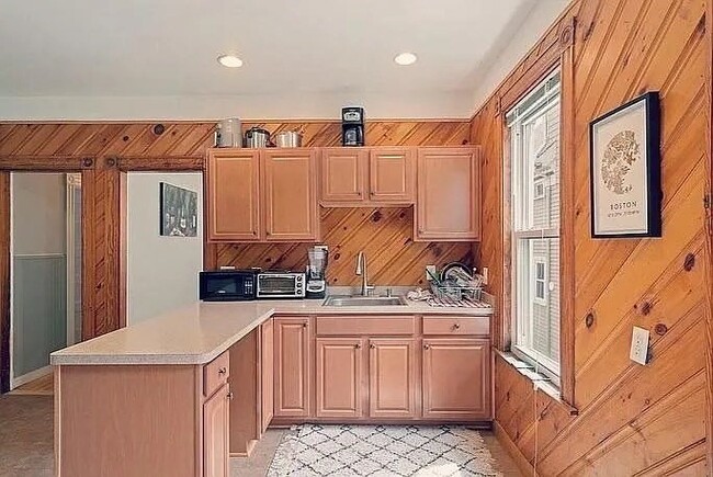 Photo - 762 Columbia Rd Unit 2B