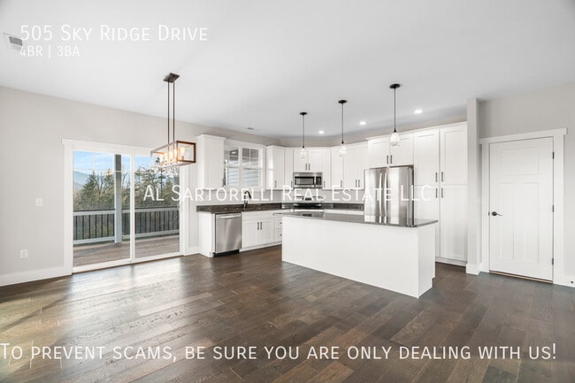 Photo - 505 Sky Ridge Dr