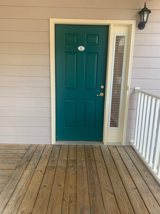 Front Enterent - 532 Lionshead Rd Unidad 3 Lionshead Luxury Condo