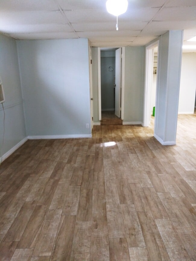 Photo - 7107 Arlet Dr