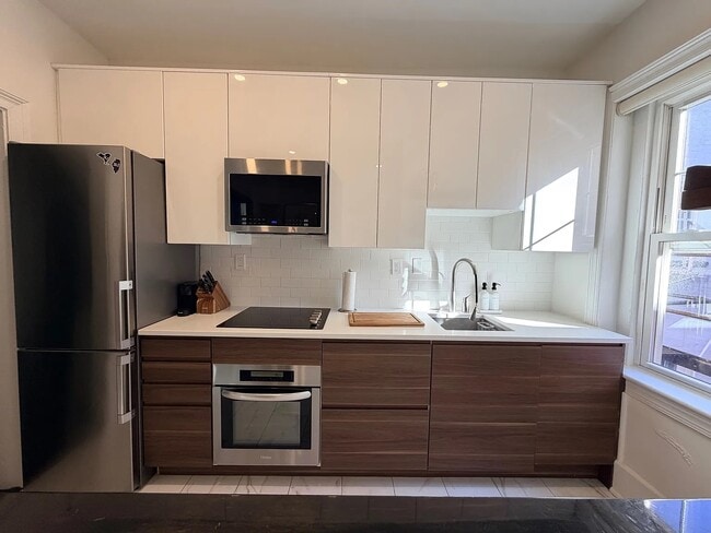 Photo - 1332 15th St NW Unidad 44